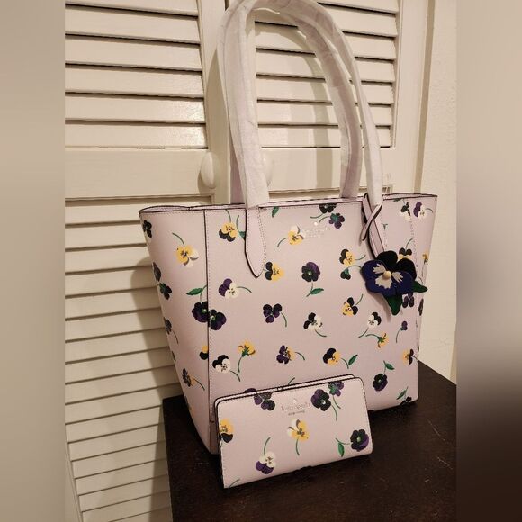 Kate Spade Tote and Wallet NWT - Picture 2 of 6